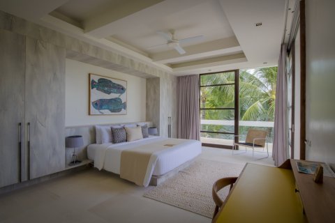 Casa de 6 dormitorios en Ko Samui, Tailandia № 180715 - foto 18