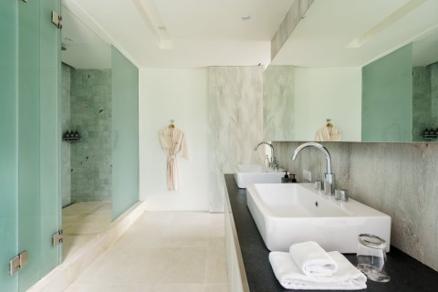 Casa de 6 dormitorios en Ko Samui, Tailandia № 180715 - foto 20