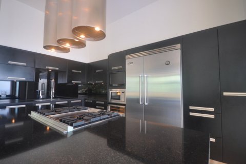 Casa de 6 dormitorios en Phuket, Tailandia № 180709 - foto 11
