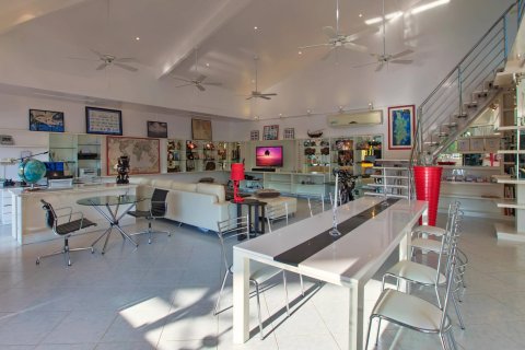 Casa de 17 dormitorios en Phuket, Tailandia № 180712 - foto 8