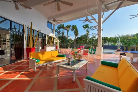 Casa de 17 dormitorios en Phuket, Tailandia № 180712 - foto 5