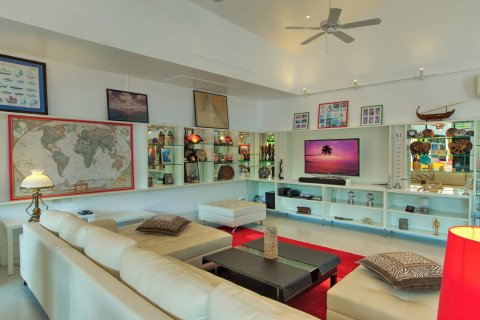 Casa de 17 dormitorios en Phuket, Tailandia № 180712 - foto 12