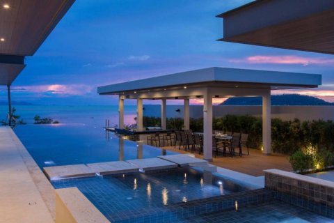 Casa de 6 dormitorios en Ko Samui, Tailandia № 180710 - foto 29