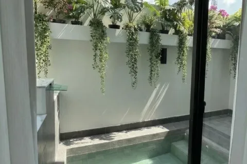 Casa de 4 dormitorios en Pattaya, Tailandia № 160173 - foto 23