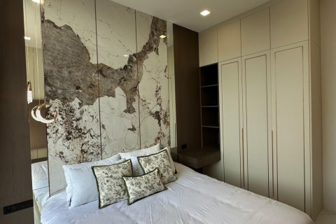 Casa de 4 dormitorios en Pattaya, Tailandia № 160173 - foto 13