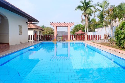 Estudio en Pattaya, Tailandia № 160174 - foto 3