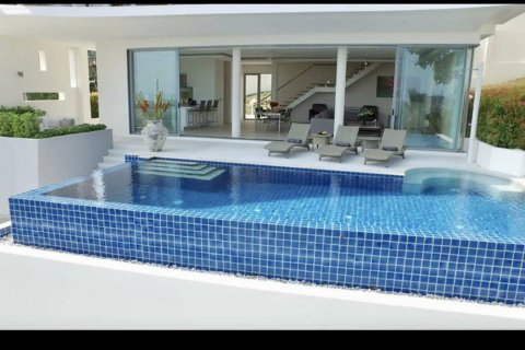 Casa de 3 dormitorios en Ko Samui, Tailandia № 65562 - foto 2
