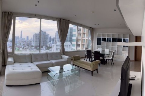 Condominio de 2 dormitorios en Sathon, Bangkok, Tailandia № 54347