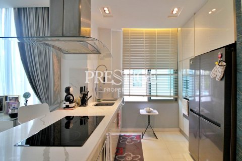 Condo in Pattaya, Thailand, 3 bedrooms № 198486 - photo 7