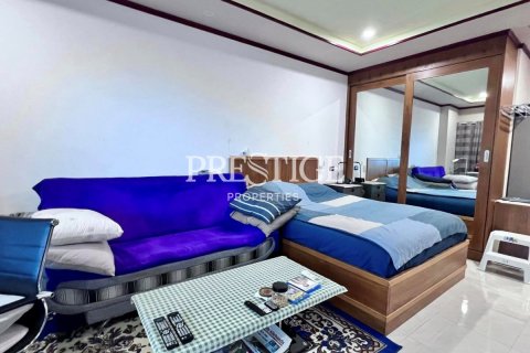 Studio dans le Condo à Pattaya, Thaïlande  № 198482 - photo 3