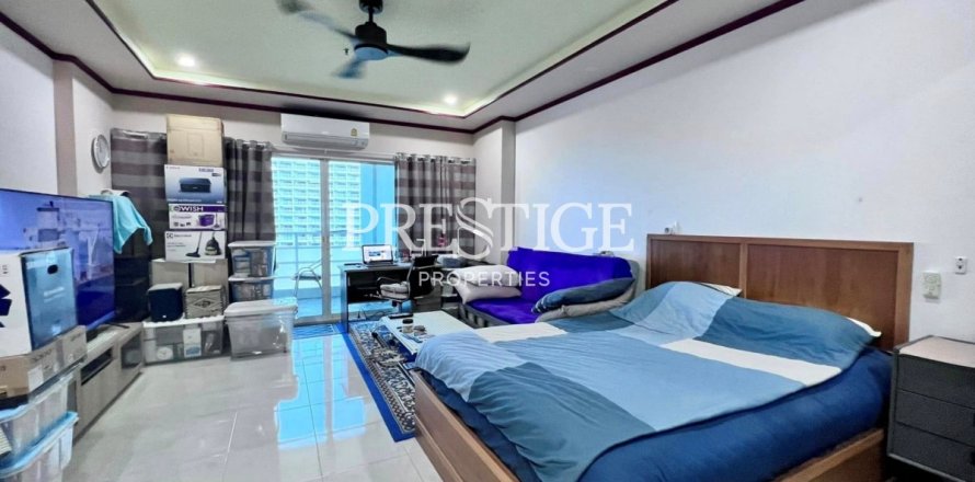 Studio dans le Condo à Pattaya, Thaïlande  № 198482