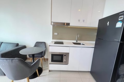 Apartamento de 1 dormitorio en Pattaya, Tailandia № 203380 - foto 6
