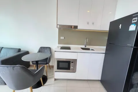 Apartamento de 1 dormitorio en Pattaya, Tailandia № 203380 - foto 17