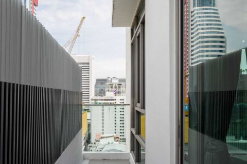 Condominio de 3 dormitorios en Bangkok, Tailandia № 144619 - foto 11