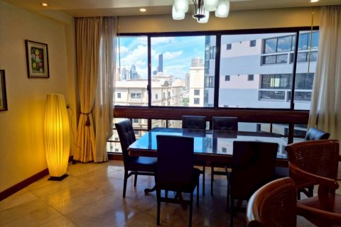 Condominio de 3 dormitorios en Bangkok, Tailandia № 144624 - foto 3