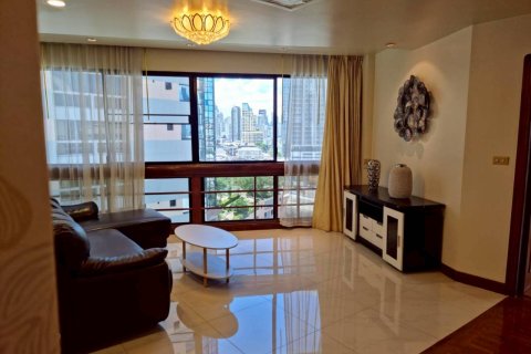 Condominio de 3 dormitorios en Bangkok, Tailandia № 144624 - foto 4