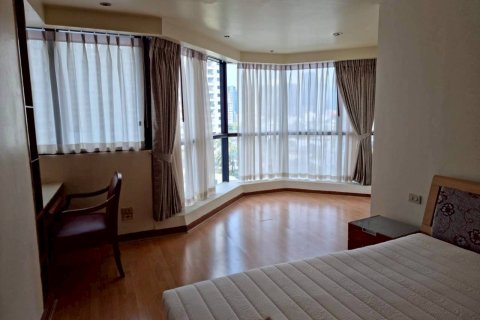 Condominio de 3 dormitorios en Bangkok, Tailandia № 144624 - foto 10