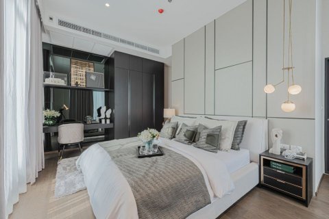 Condominio de 3 dormitorios en Phra Khanong, Bangkok, Tailandia № 143446 - foto 5
