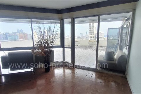 Condominio de 2 dormitorios en Bangkok, Tailandia № 143452 - foto 4