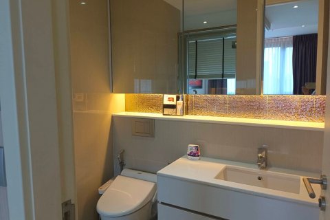 Condominio de 2 dormitorios en Bangkok, Tailandia № 143449 - foto 10