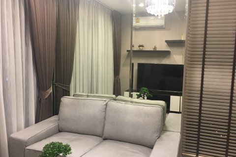 Condominio de 1 dormitorio en Bangkok, Tailandia № 143448 - foto 2