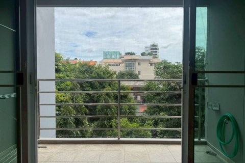 Condominio de 2 dormitorios en Bangkok, Tailandia № 160987 - foto 3
