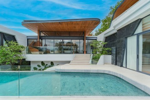 Villa in Phuket, Thailand 4 Schlafzimmer № 116760