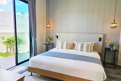 Chalet de 4 dormitorios en Kathu, Tailandia № 116763 - foto 10