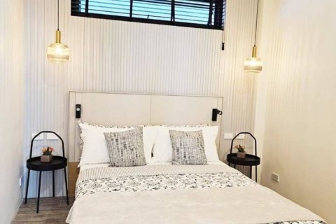Chalet de 4 dormitorios en Kathu, Tailandia № 116763 - foto 9