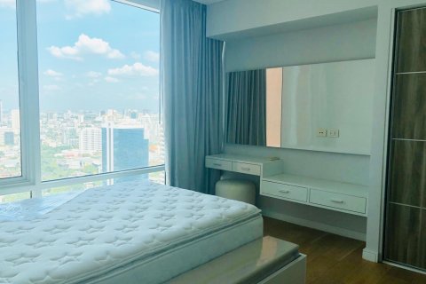 Condominio de 3 dormitorios en Bangkok, Tailandia № 143868 - foto 16