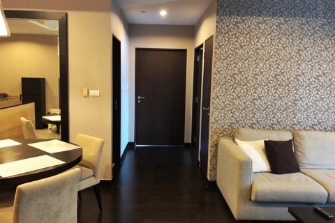 Condo in Bangkok, Thailand, 2 bedrooms  № 143863