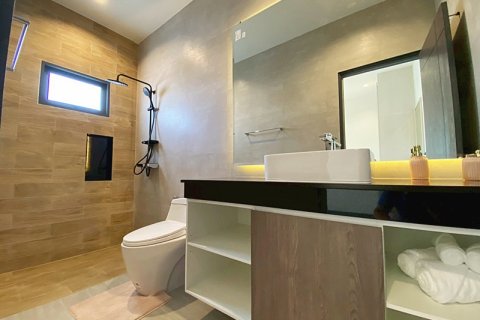 Chalet de 3 dormitorios en Hua Hin, Tailandia № 168264 - foto 30