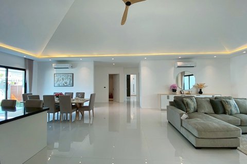 Villa in Hua Hin, Thailand 3 Schlafzimmer № 168263 - Foto 21