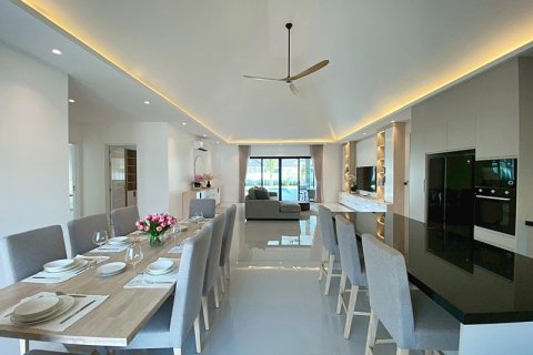 Villa in Hua Hin, Thailand 3 Schlafzimmer № 168263 - Foto 15