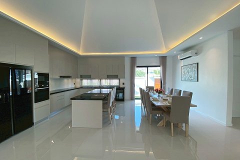 Villa in Hua Hin, Thailand 3 Schlafzimmer № 168263 - Foto 20