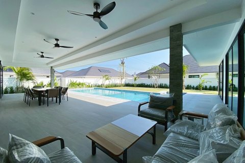 Villa in Hua Hin, Thailand 3 Schlafzimmer № 168263 - Foto 8