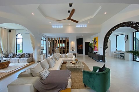 Chalet de 4 dormitorios en Hua Hin, Tailandia № 168302 - foto 27