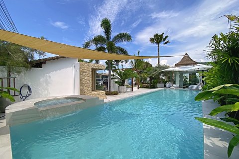 Chalet de 4 dormitorios en Hua Hin, Tailandia № 168302 - foto 19