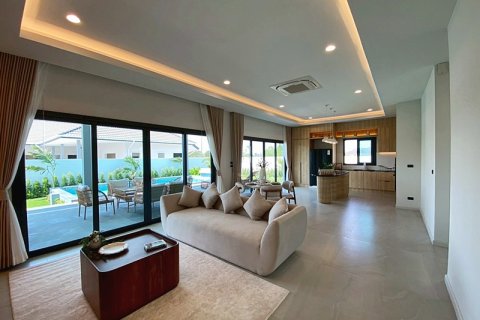 Villa in Hua Hin, Thailand 3 Schlafzimmer № 168265 - Foto 18