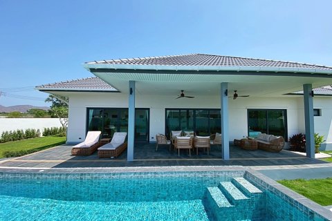 Villa in Hua Hin, Thailand 3 Schlafzimmer № 168265 - Foto 3