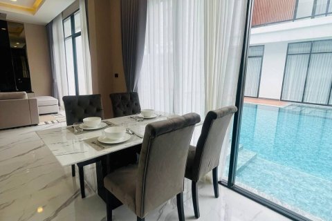 Villa in Pattaya, Thailand 3 Schlafzimmer № 168261 - Foto 6