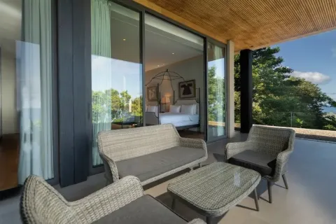 Chalet de 5 dormitorios en Kamala, Tailandia № 190548 - foto 21