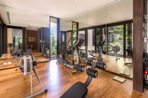Chalet de 5 dormitorios en Kamala, Tailandia № 190548 - foto 18
