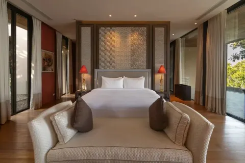 Chalet de 5 dormitorios en Kamala, Tailandia № 190548 - foto 7