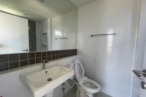 Casa de 3 dormitorios en Bangkok, Tailandia № 117315 - foto 10