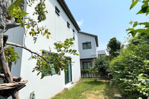 Casa de 3 dormitorios en Bangkok, Tailandia № 117315 - foto 3