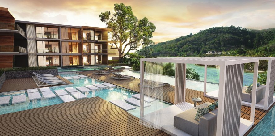 Sobre plano Сoral Beach en Patong, Tailandia № 178913