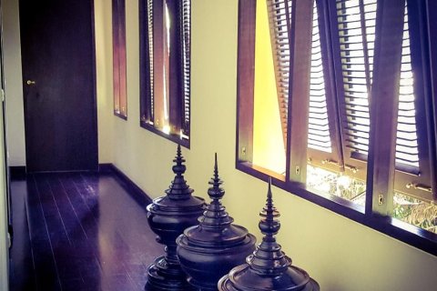 Chalet de 5 dormitorios en Kathu, Tailandia № 173393 - foto 22
