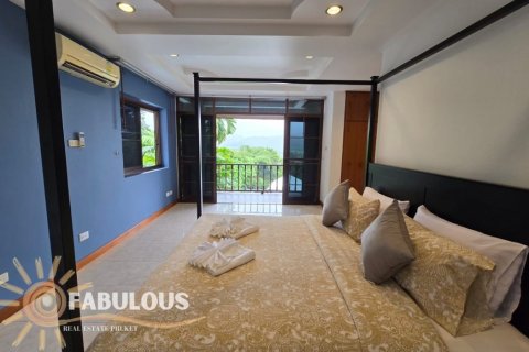 Chalet de 4 dormitorios en Kathu, Tailandia № 205747 - foto 7