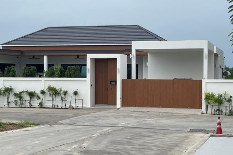 Villa à Hua Hin, Thaïlande 3 chambres № 169950